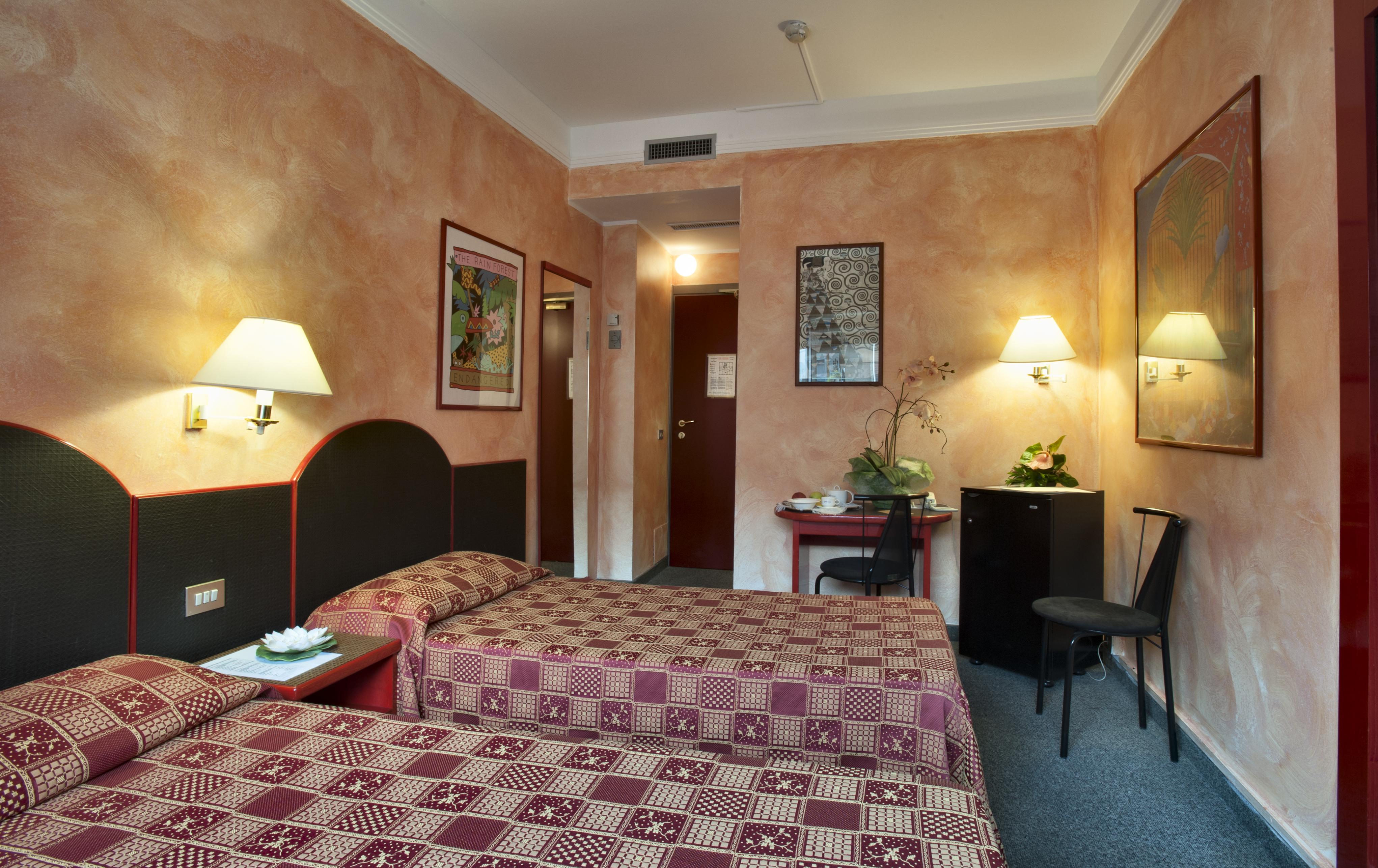 Hotel Gamma Milan Exterior photo